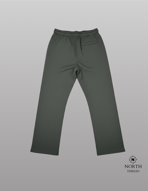 Bershka Heavyweight trouser-Olive